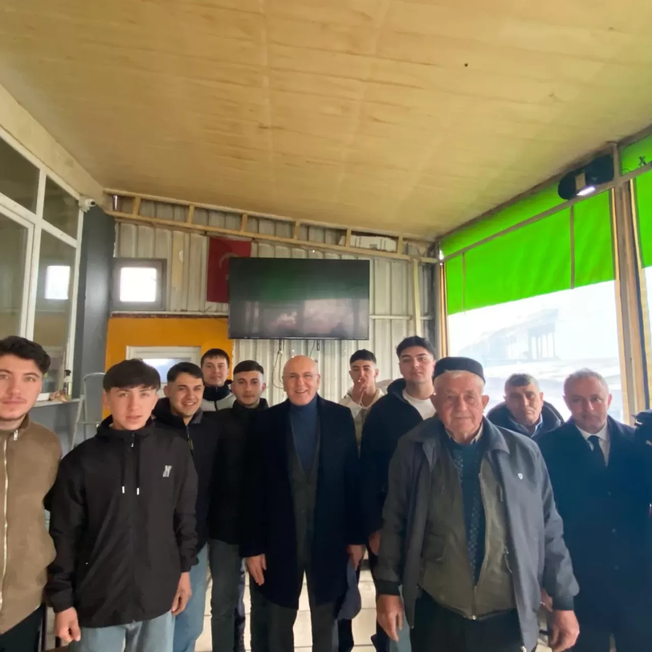 Milletvekili İsmail Ok, Kepsut'ta Baba Ocağında Bayramlaştı