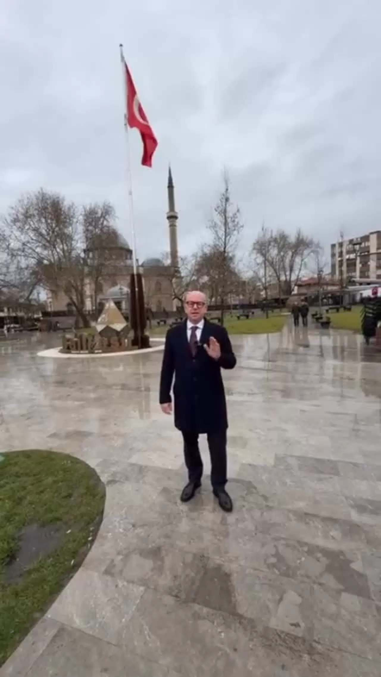 CHP'li Sarı'dan Balıkesir'e Bayram Mesajı