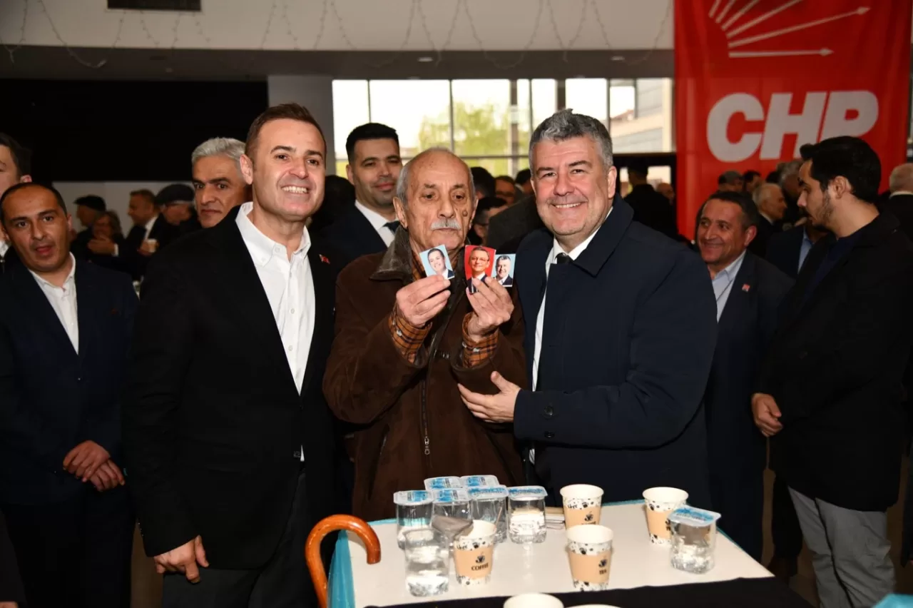 CHP Balıkesir'de Bayramlaşma Buluşması