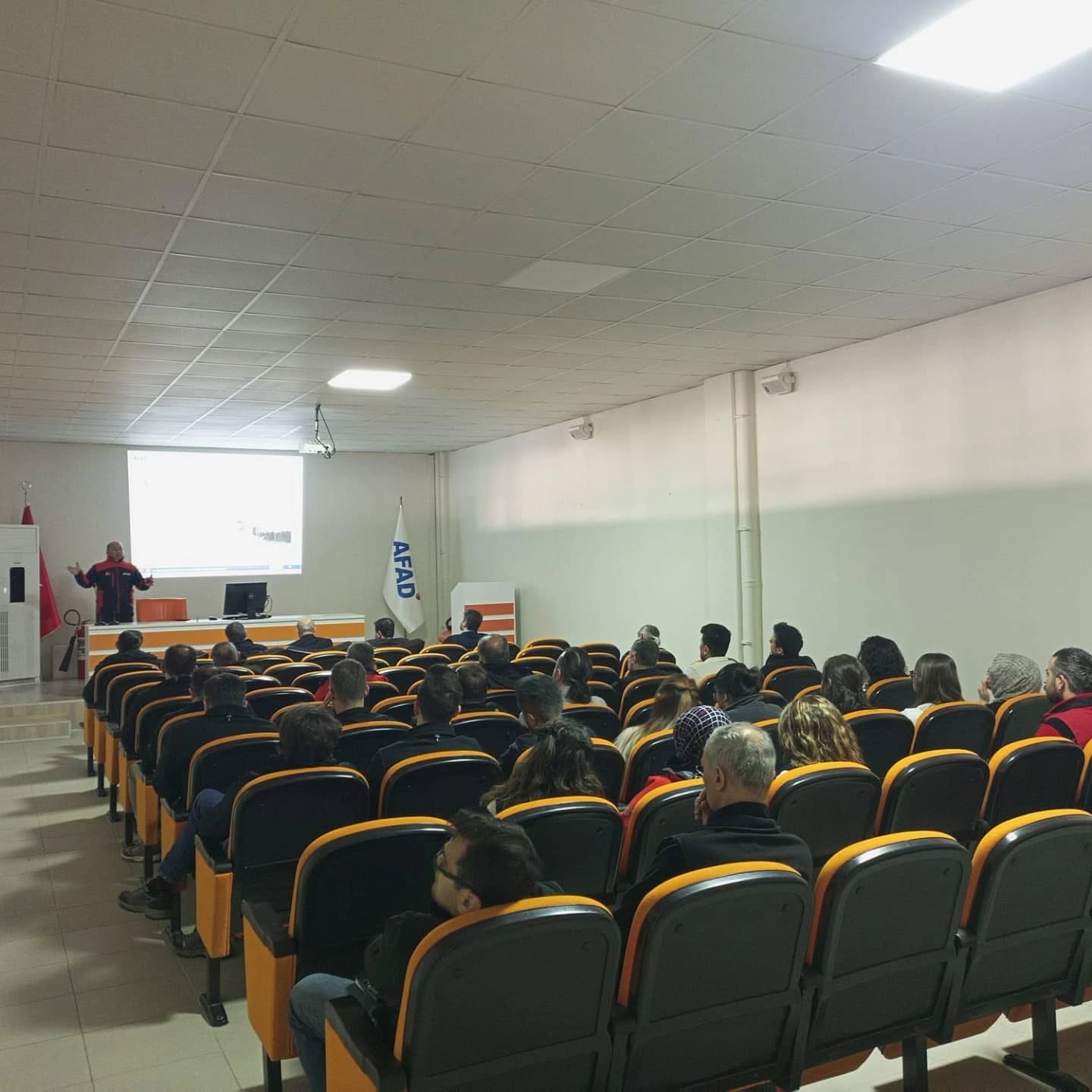 Balıkesir AFAD: Acil Yardım Ekiplerine Yönelik Eğitimler Tamamlandı
