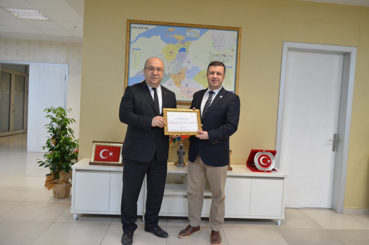 Balıkesir Üniversitesi'ne Beslenme Dostu İşyeri Sertifikası