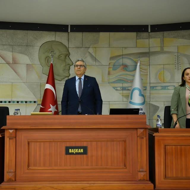 Marmara Adalar Belediye Başkanı Balıkesir Meclisinde Görüşlerini Paylaştı