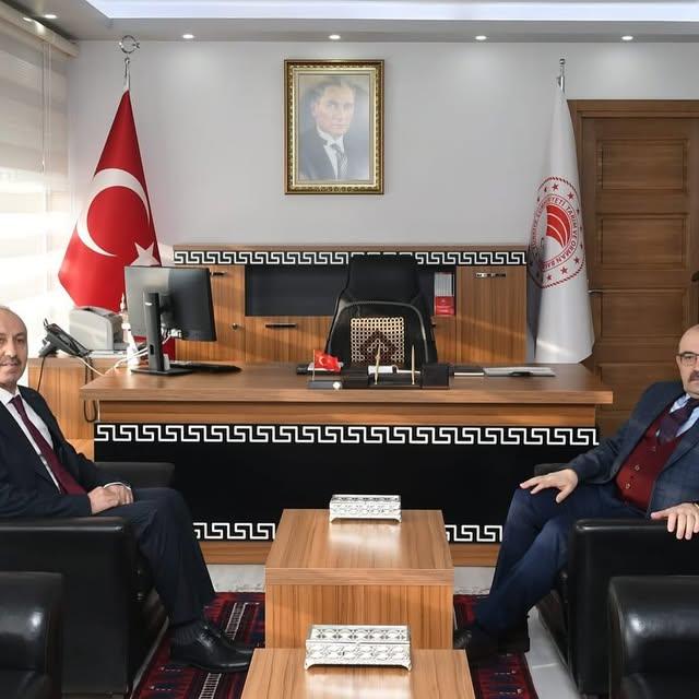 Vali Ustaoğlu'ndan Tarım Sektörüne Destek Ziyareti