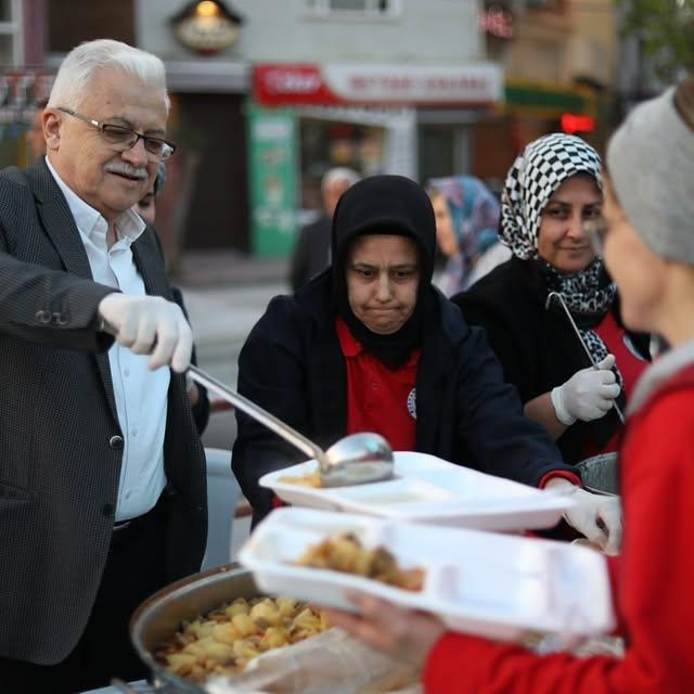 Burhaniye Ramazan Ayına Hazırlanıyor: İhtiyaç Sahiplerine Destek Olacak Etkinlikler Başladı
