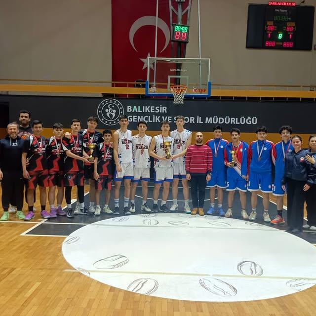 3x3 Basketbol Gençler İl Birinciliği Heyecanla Tamamlandı
