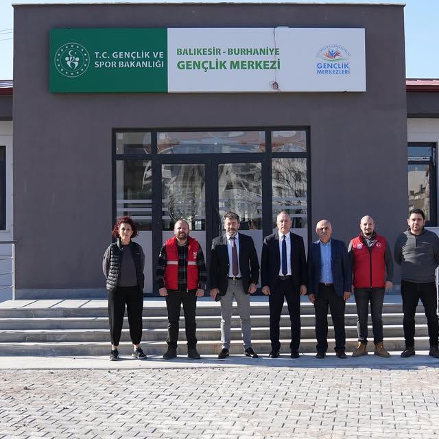 Genç Sporculara Destek Ziyareti