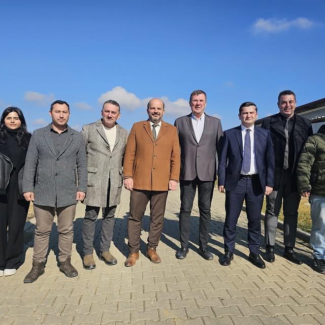 Kaymakam ve Belediye Başkanı, Büyükyenice'deki Havai Fişek Fabrikasını Ziyaret Etti
