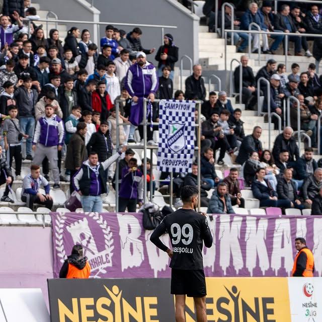 Ayvalıkgücü Belediyespor'dan Etkileyici Performans