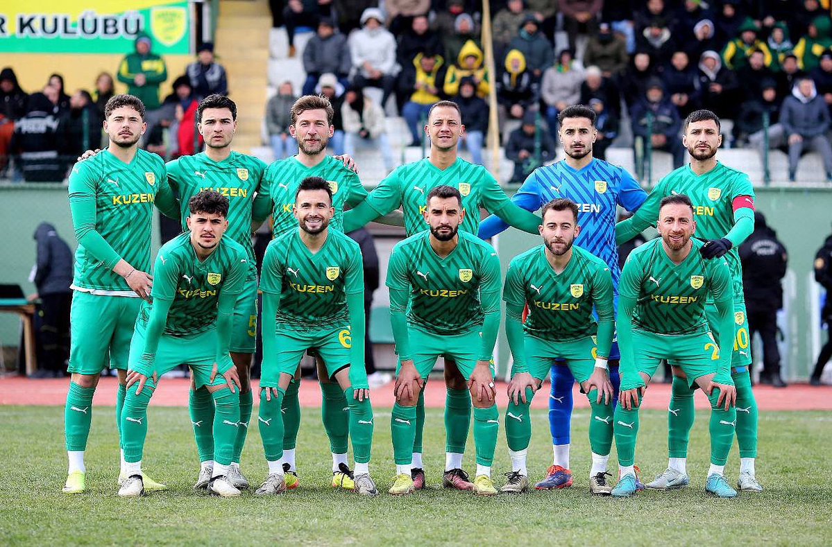 Edremitspor, Nurlupınar ile Berabere Kalarak Liderliğe Yükseldi