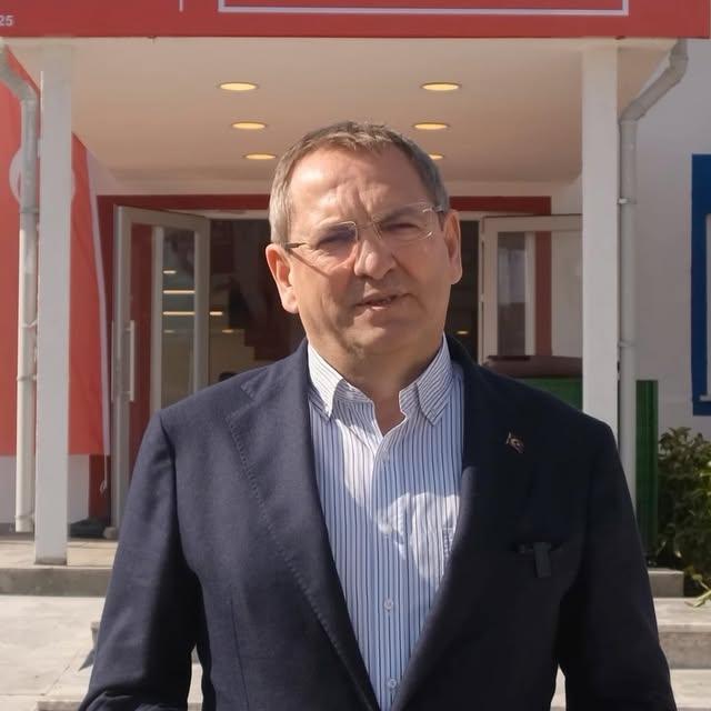 Ayvalık Belediyesi'nden Öğrenciler İçin Uygun Fiyatlı Yemek Hizmeti