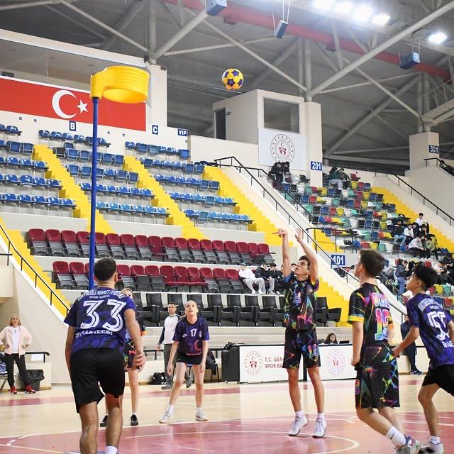 Okul Sporları Korfbol Müsabakalarında Başarılı Sporcular Ödüllendirildi
