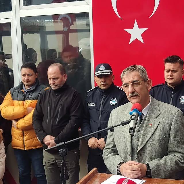 Burhaniye'de Sosyal Belediyecilik Anlayışıyla Kent Lokantası Açıldı