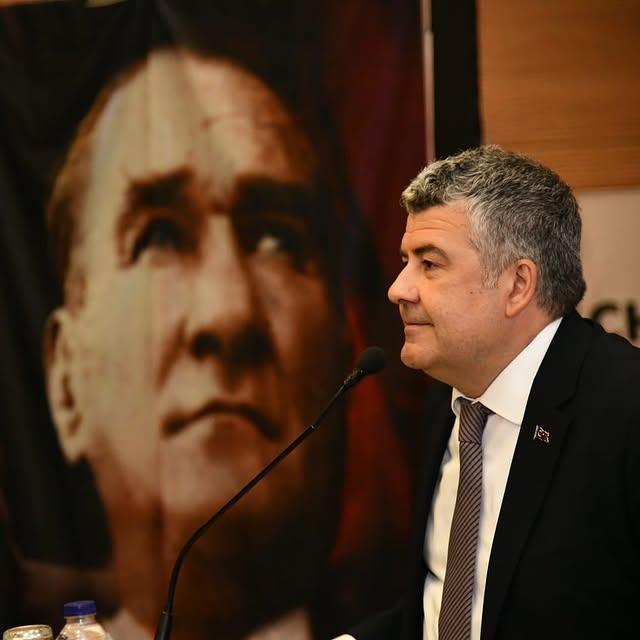 Millet, Atatürk'ün İzinde Kararlılıkla Yürüyor