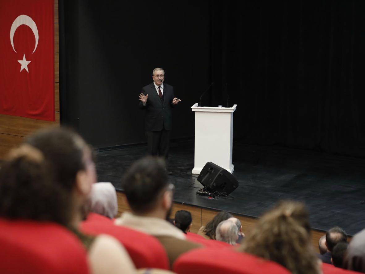 Bandırma 17 Eylül Üniversitesi'nde 