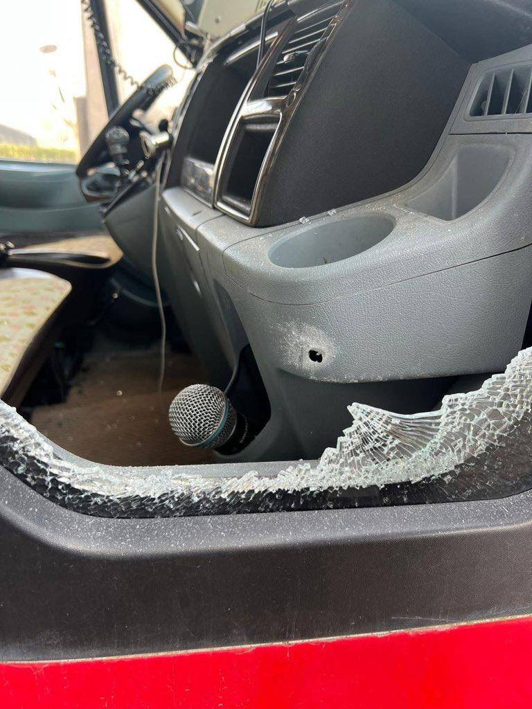 Balıkesir'de CHP Gönen İlçe Başkanlığı Aracına Silahlı Saldırı: Tepkiler Büyüyor