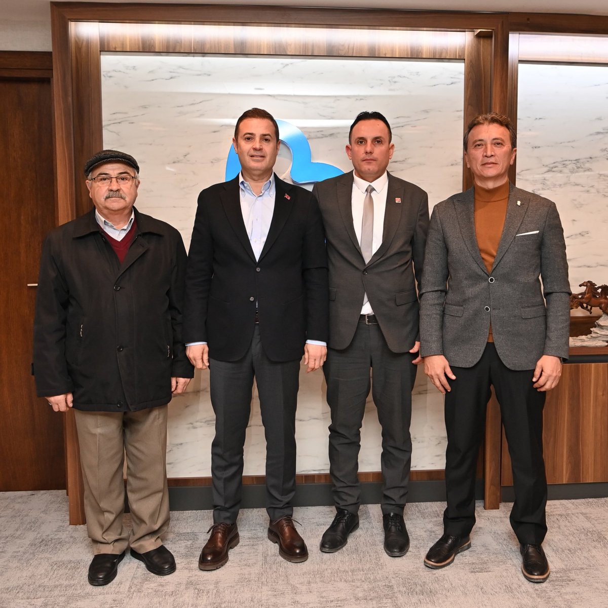 Belediye Başkanı Misafirlerini Ağırladı