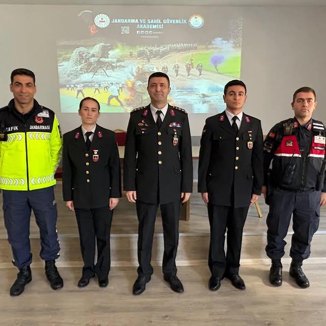 Edremit'te Sahil Güvenlik Akademisi Tanıtımı: Gençlerin Geleceği için Bilgi ve Rehberlik