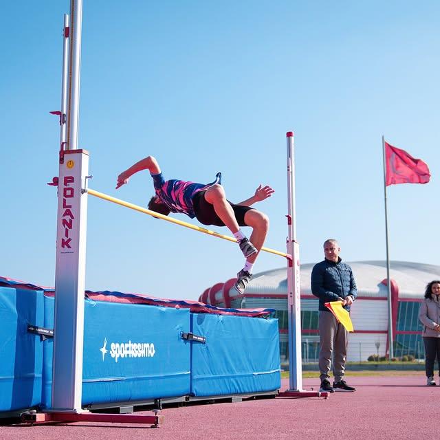 Okul Sporları Atletizm Müsabakaları Başladı