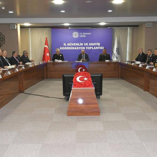 Balıkesir’de Güvenlik ve Asayiş Toplantısı Gerçekleştirildi
