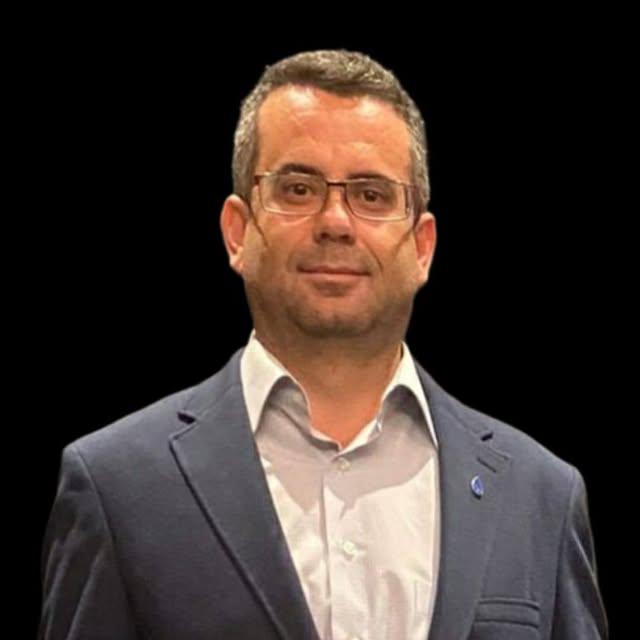 Sındırgı'da Servet Akmeşe Yeniden İlçe Başkanı Seçildi
