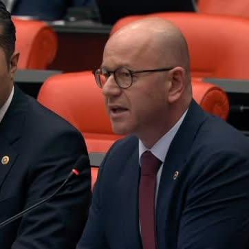 CHP'li Vekil Serkan Sarı'dan Yoksulluk Eleştirisi