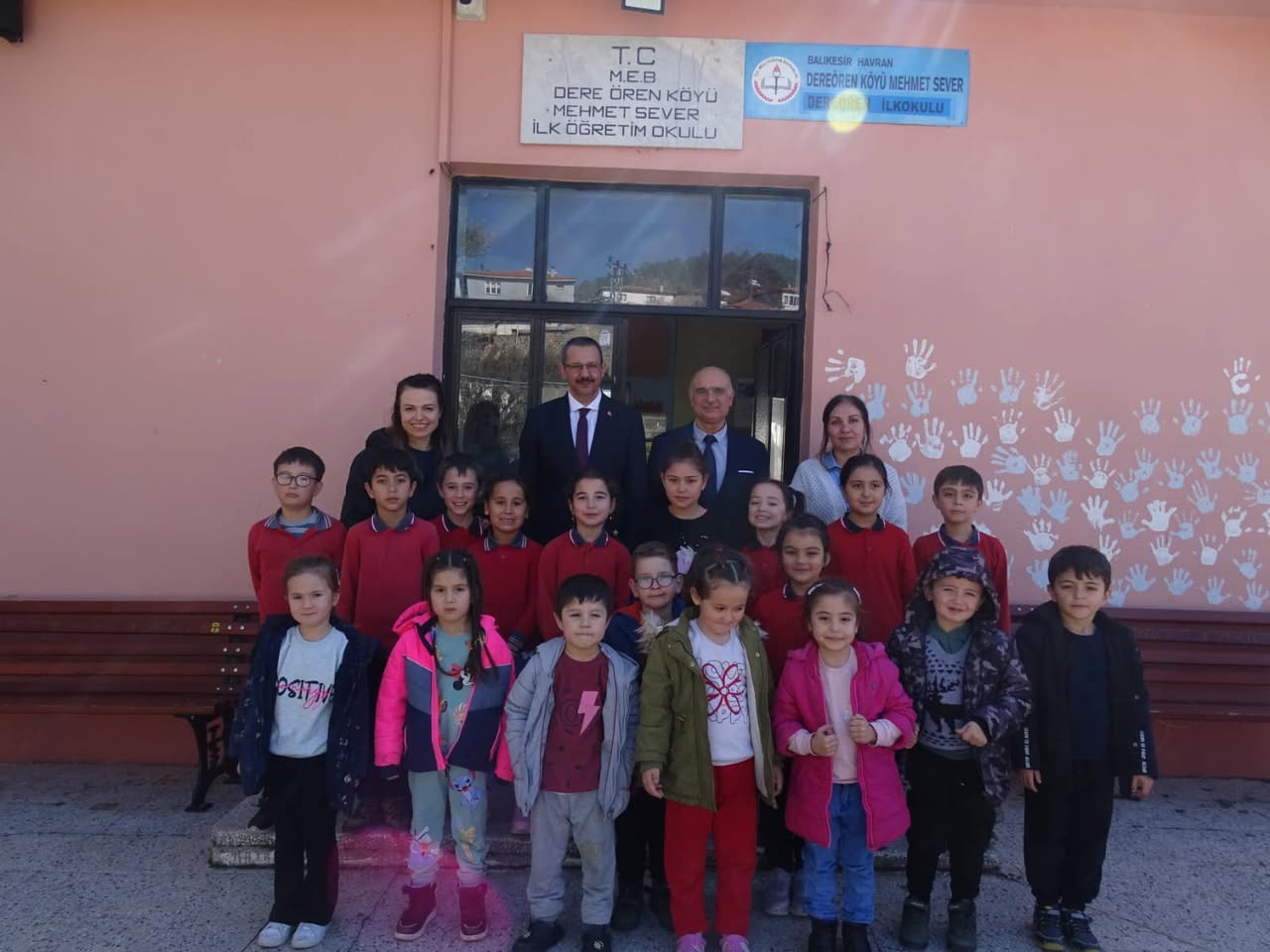 Havran Kaymakamlığı'ndan Okul Ziyareti