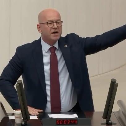 CHP'li Vekil: AKP, Siber Güvenlik Kanunu ile Türkiye'yi Hapishaneye Çevirmeye Çalışıyor