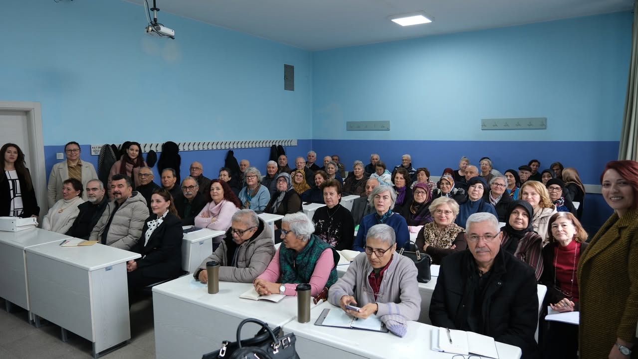 BAÜN'de Tazelenme Üniversitesi'nde İlk Ders Heyecanı