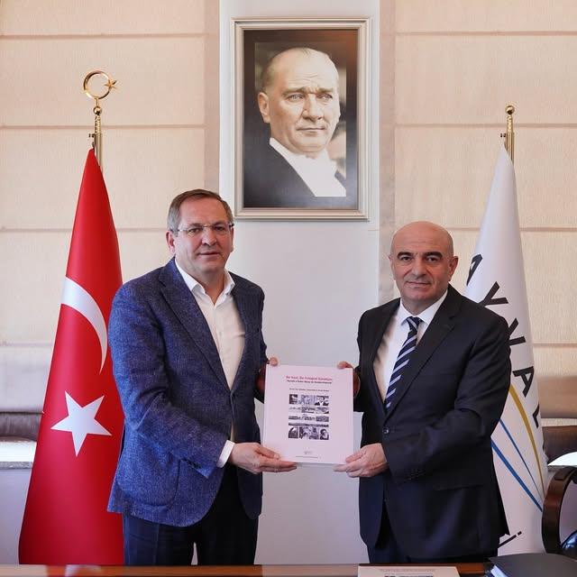 Ayvalık Belediyesi'ne Balıkesir Büyükşehir Belediyesi Genel Sekreterinden Ziyaret