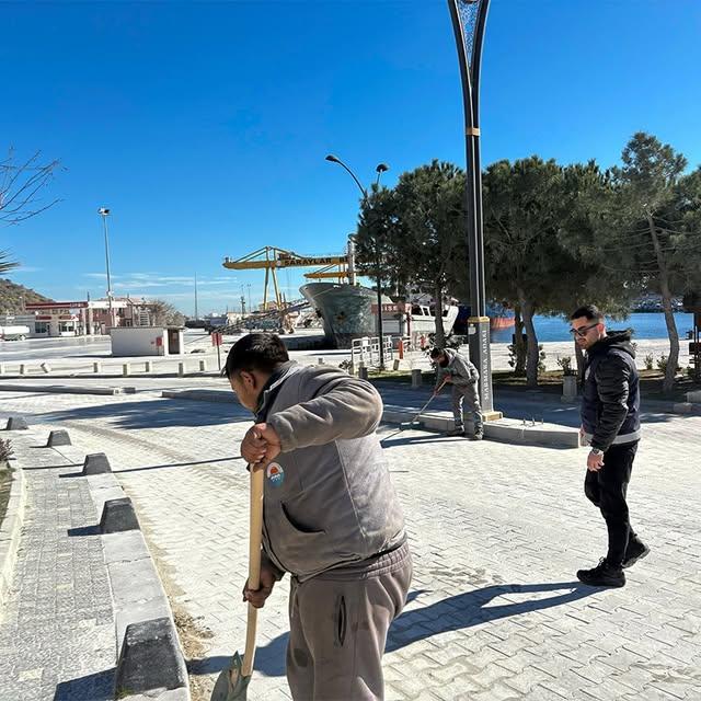 Marmara Adalar Belediyesi'nden Çevre Temizlik Çalışmaları