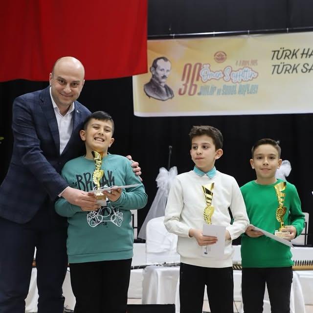 Gönen Belediyesi'nden Unutulmaz Bir Akşam: Ömer Seyfettin Etkinlikleri