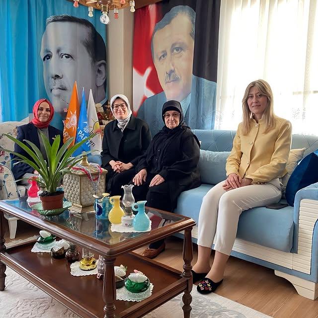 AK Parti Milletvekili Belgin Uygur, Bir Vatandaşın Lider Erdoğan'a Duyduğu Bağlılığı Paylaştı