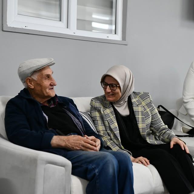 Ak Parti Balıkesir Milletvekili Belgin Uygur'un Ziyareti