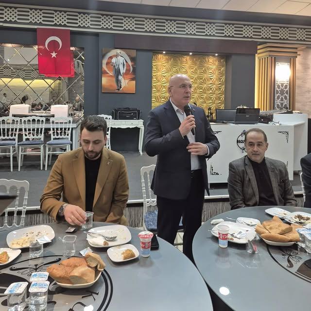 Ak Parti Balıkesir Milletvekili İsmail Ok'un Bandırma'da İftar Programı