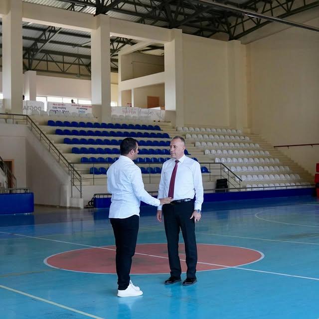İl Müdürü Özalp, Spor Tesislerini Ziyaret Etti
