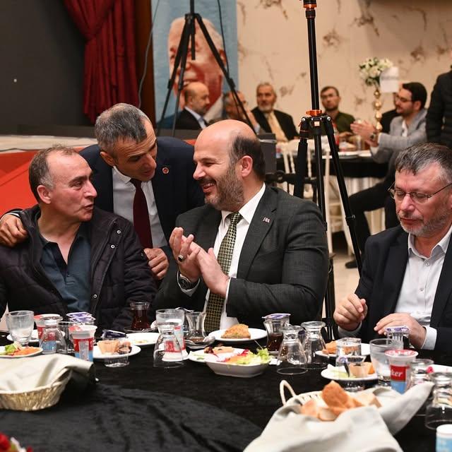 İvrindi Belediyesi ve Saadet Partisi İftar Programı