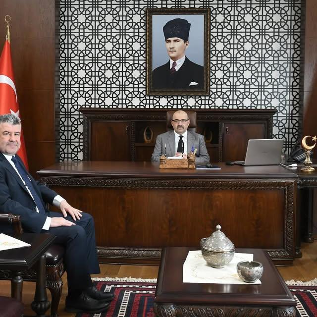 Karesi Belediye Başkanı'ndan Balıkesir Valisi'ne Ziyaret
