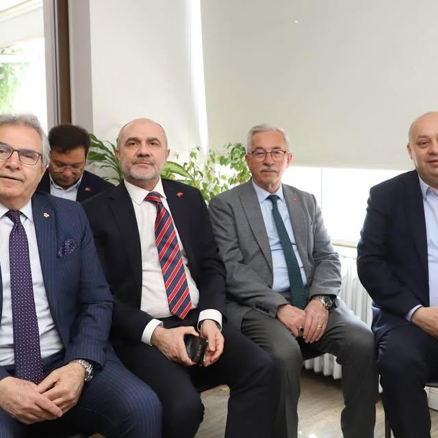 CHP Balıkesir'de Cumhurbaşkanlığı Ön Seçimi Toplantısı Yapıldı
