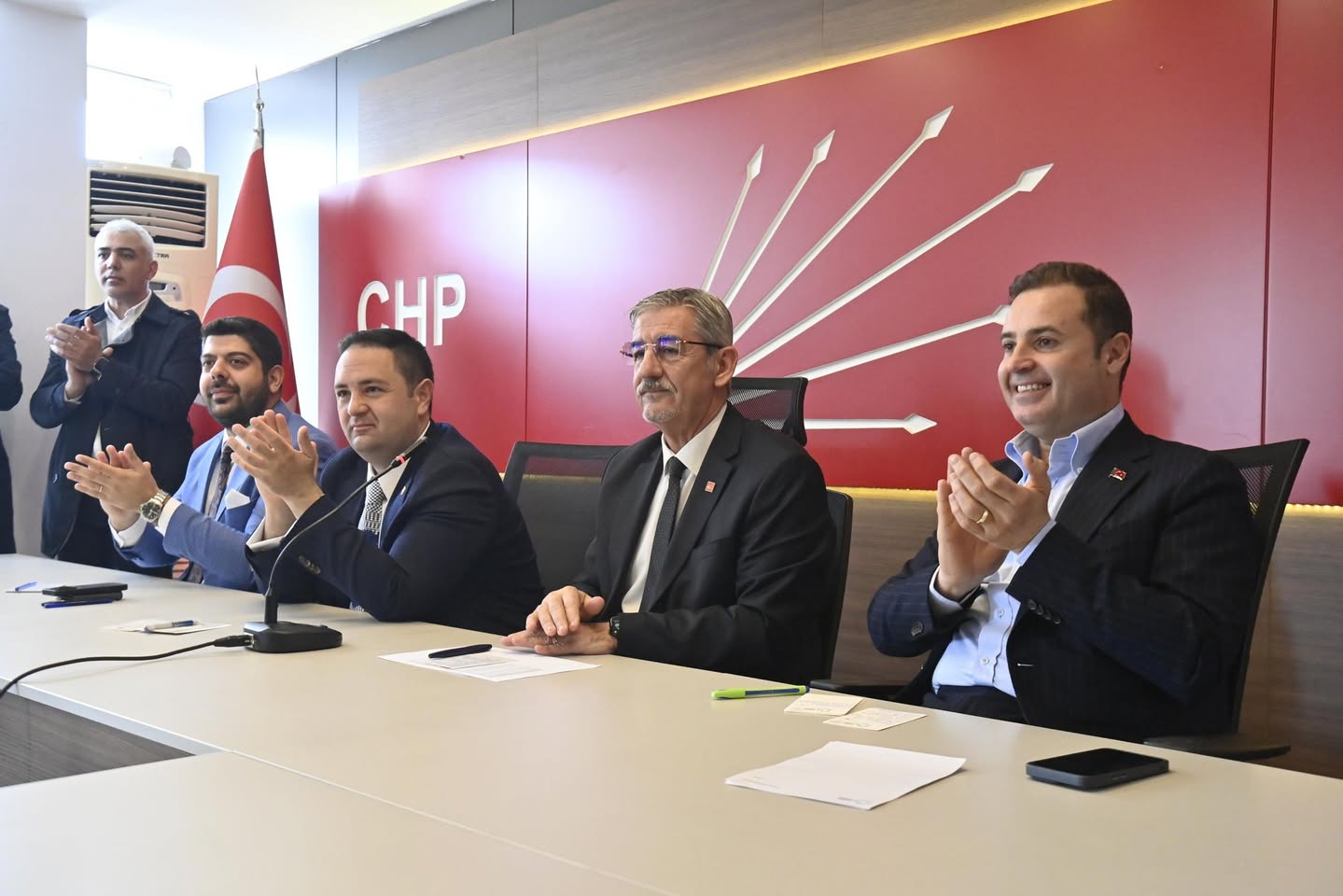 Balıkesir Büyükşehir Belediye Başkanı Ahmet Akın'dan Cumhurbaşkanlığı Ön Seçimi Değerlendirmesi