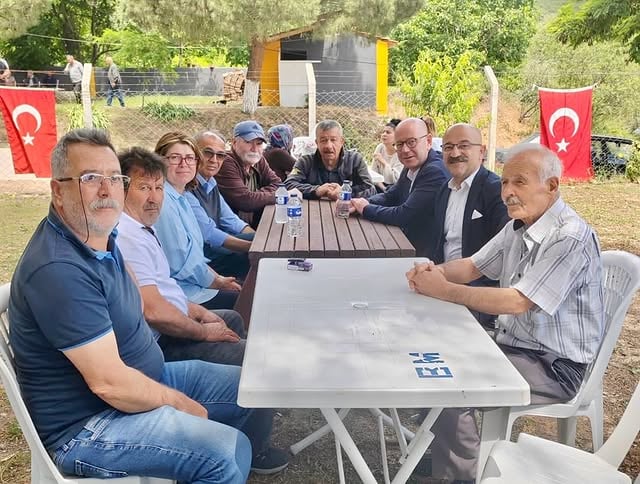 CHP Balıkesir Milletvekili Serkan Sarı Kepsut'ta Hayır Yemeğine Katıldı