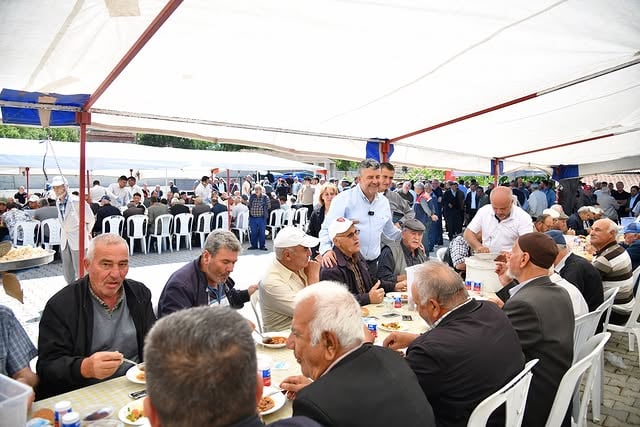Karesi Belediyesi, Kavaklı Mahallesi Hayrına Katıldı