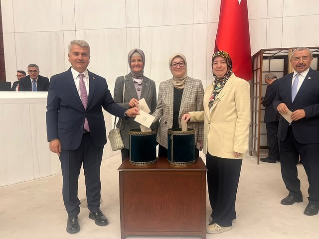 Ak Parti Balıkesir Milletvekili Uygur'dan Kurtulmuş'a Tebrik