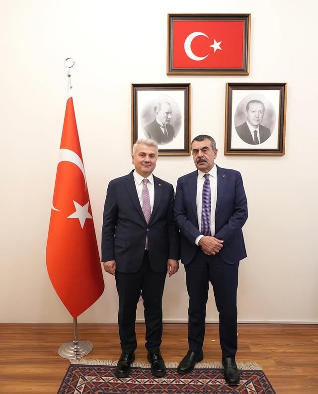 AK Parti Balıkesir Milletvekili Canbey, Milli Eğitim Bakanı Tekin ile Eğitim Yatırımlarını Görüşü