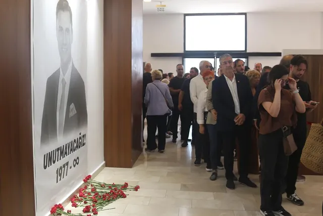 CHP Balıkesir'den Ferdi Zeyrek İçin Taziye Mesajı