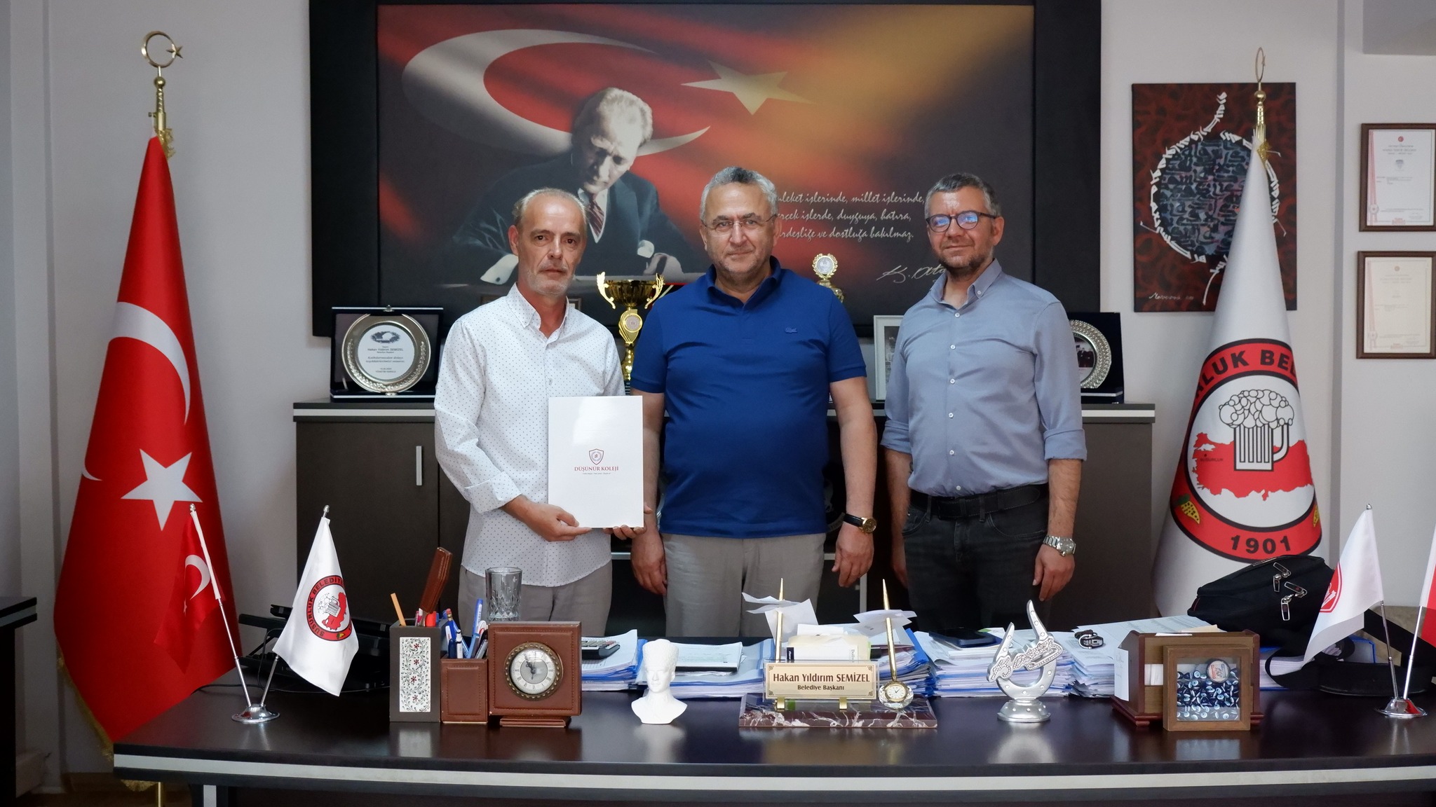 Susurluk Belediyesi Personeline Eğitim Desteği: Kolejle Protokol İmzalandı