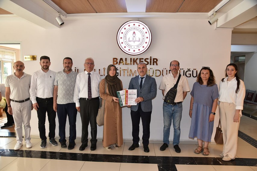Balıkesir Kız AİHL, ISO Belgesiyle Örnek Gösterildi