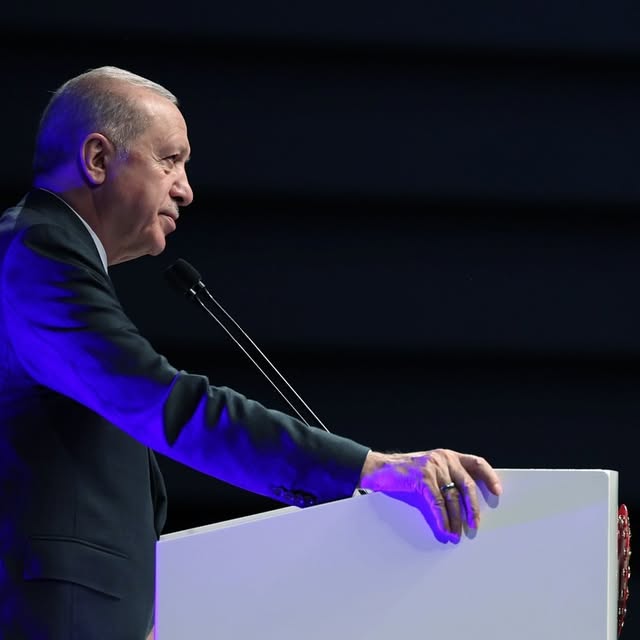 Memur-Sen 30. Yıl Vefa Buluşması ile Geçmişten Geleceğe Köprü Kuruldu