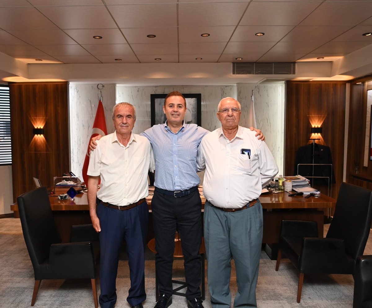 Balıkesir Büyükşehir Belediyesi Erdek Çakılköy Mahalle Muhtarını Ağırladı